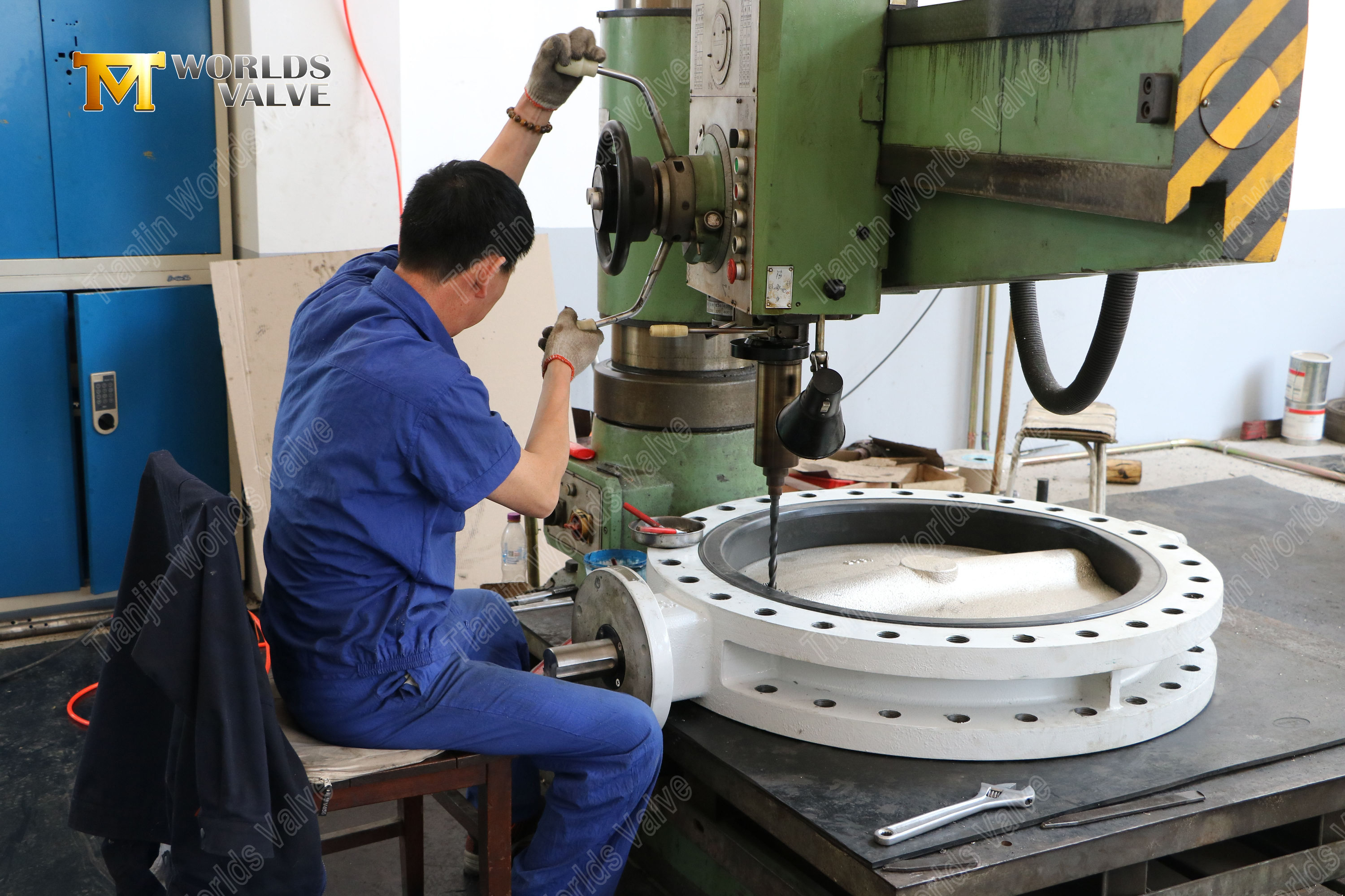 U-f&ouml;rmiger Schmetterlingsventil mit CF8M-Scheibe und austauschbarer EPDM-Sitz mit hoher Effizienz-Durchflussregell&ouml;sung-1 (2)