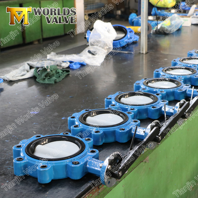 Nylon-beschichtete Scheiben-Schlepper und gewecktes Schmetterlingsventil PN10 pn16 cl125 cl150 jis10k jis5k